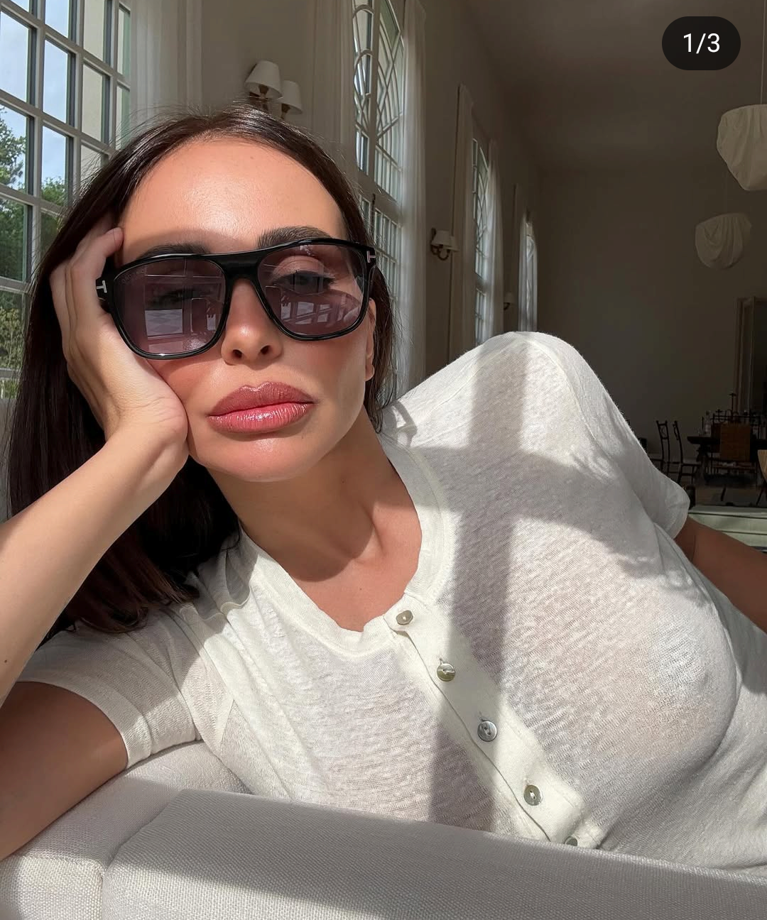 Ники Михайлов на плажа с малката за ЧРД