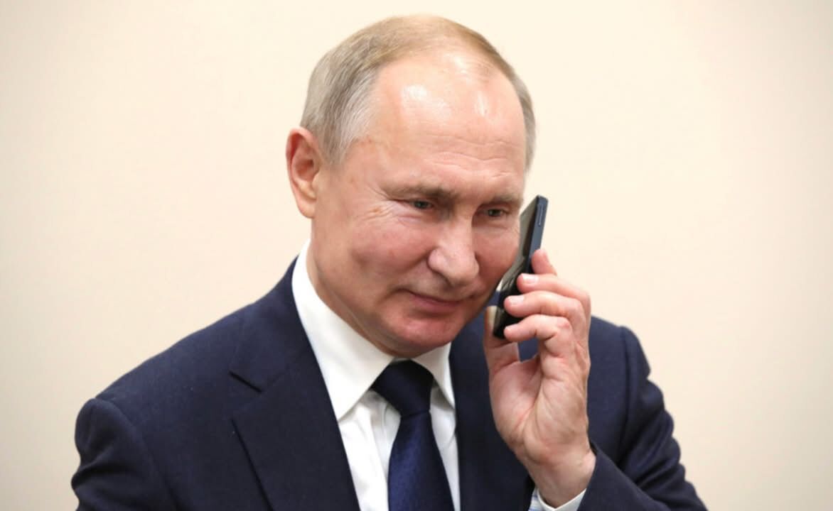 Путин усеща победата и прати внуците в Дубай!
