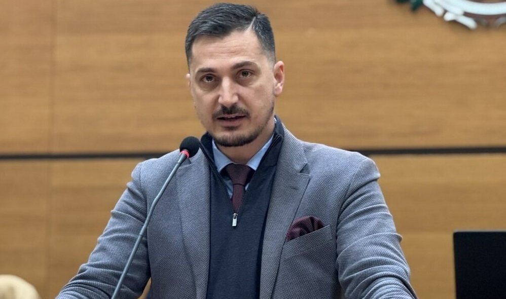 ТОП политик заряза ПП, става независим