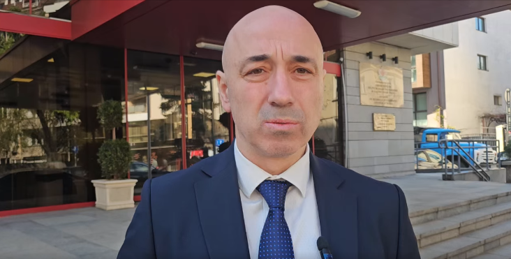 Кметът на Созопол лъсна в далавера с боклук за 20 млн. лв.