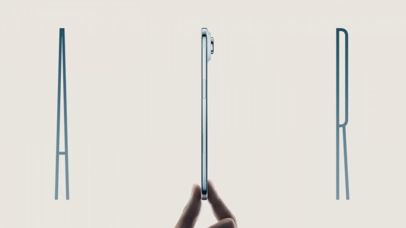 Новият iPhone 17 е тук. Какво друго представи Apple (снимки)