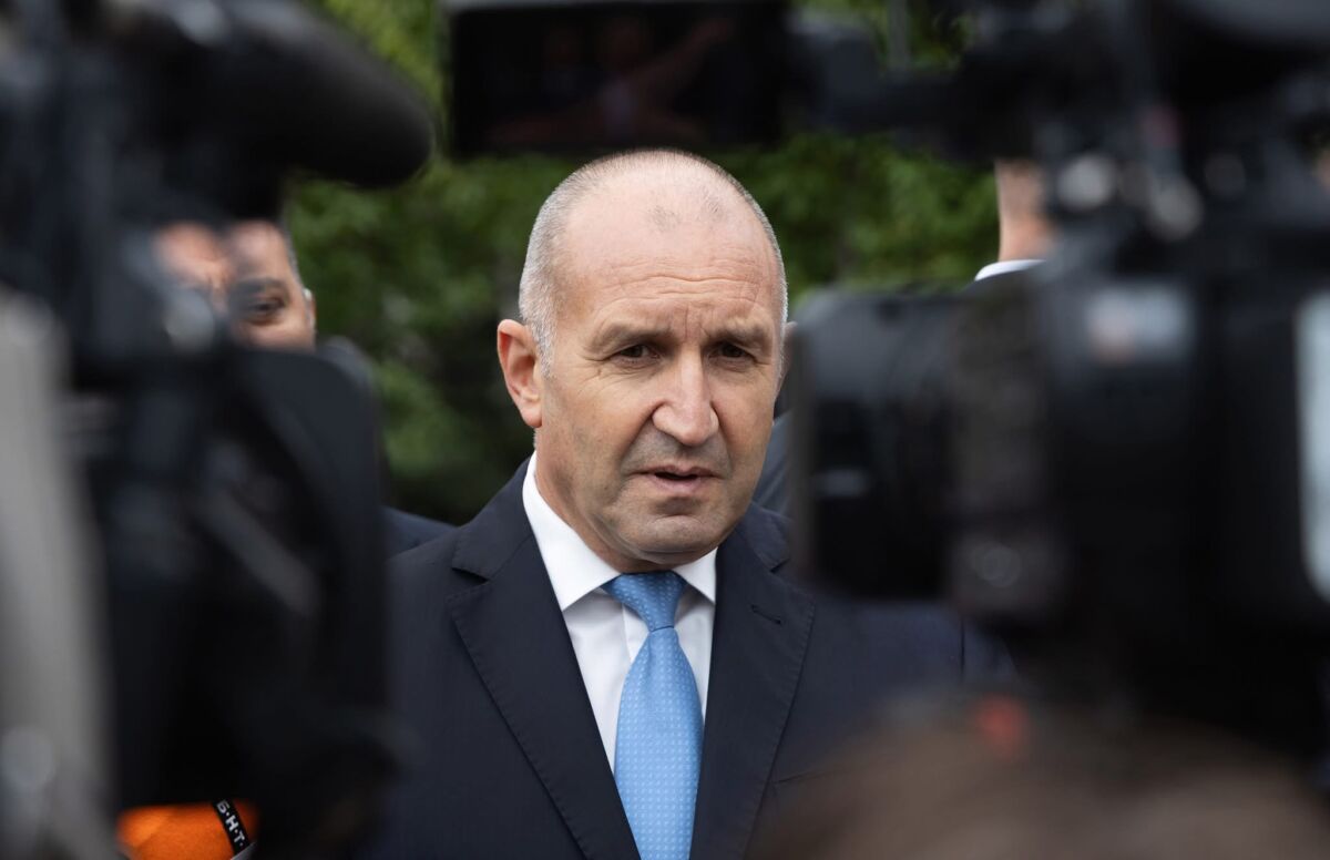 Румен Радев: Коалицията на власт подмени вота на хората и обслужва Новото начало да овладее държавата и ГЕРБ!