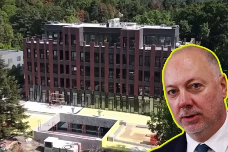 Съпругата на премиера е взела 11 милиона лева кредит от банки за Японския хотел с водопада!