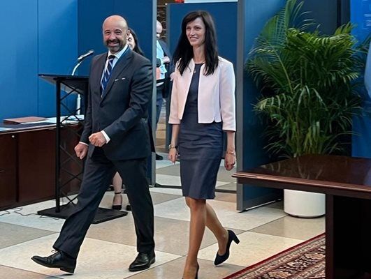 Бомба в BNEWS! Мария Габриел от ГЕРБ е изхвърлена от НАТО и ЕНП за връзки с Пеевски и лобизъм за изваждането му от санкциите за корупция!