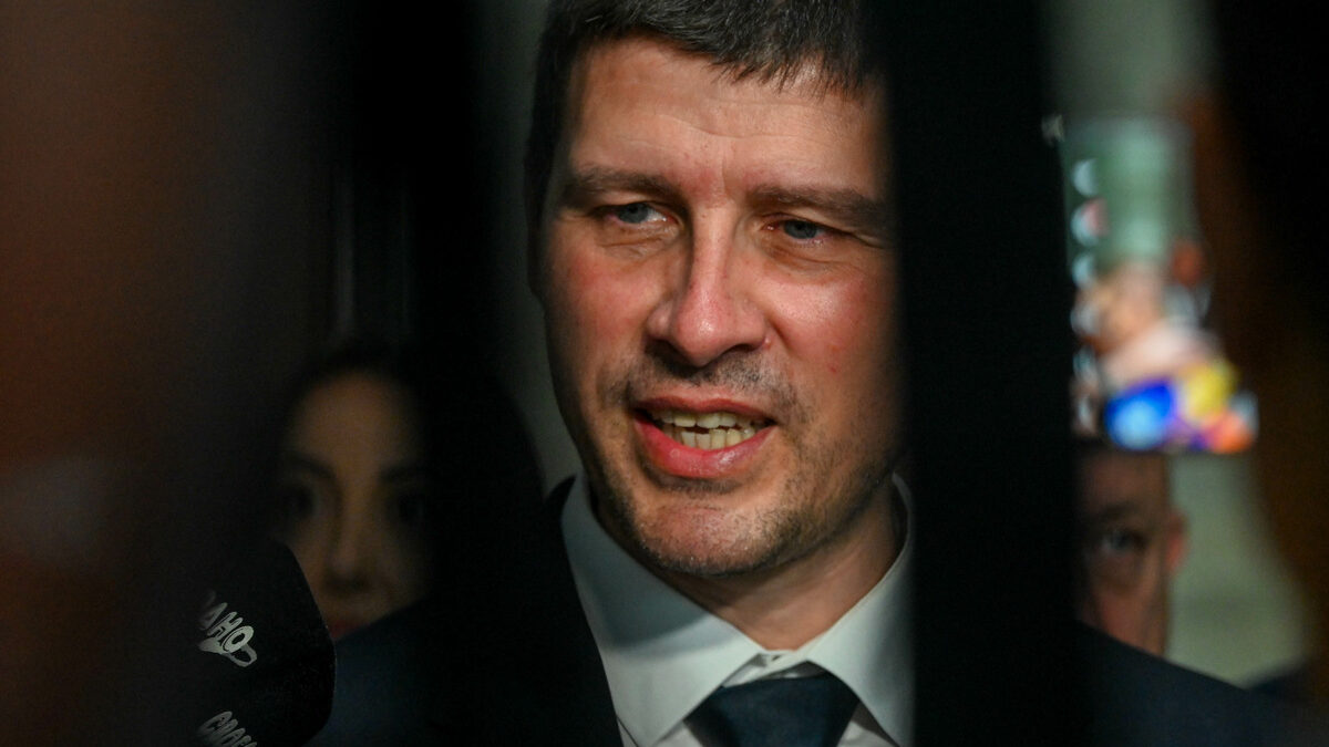 Агент на ДАНС издал пирамидата „Исторически парк”