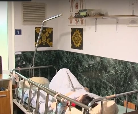 Близки на пациенти от домовете за бърза смърт край морето: Умориха дядо ми в хоспис за три дни