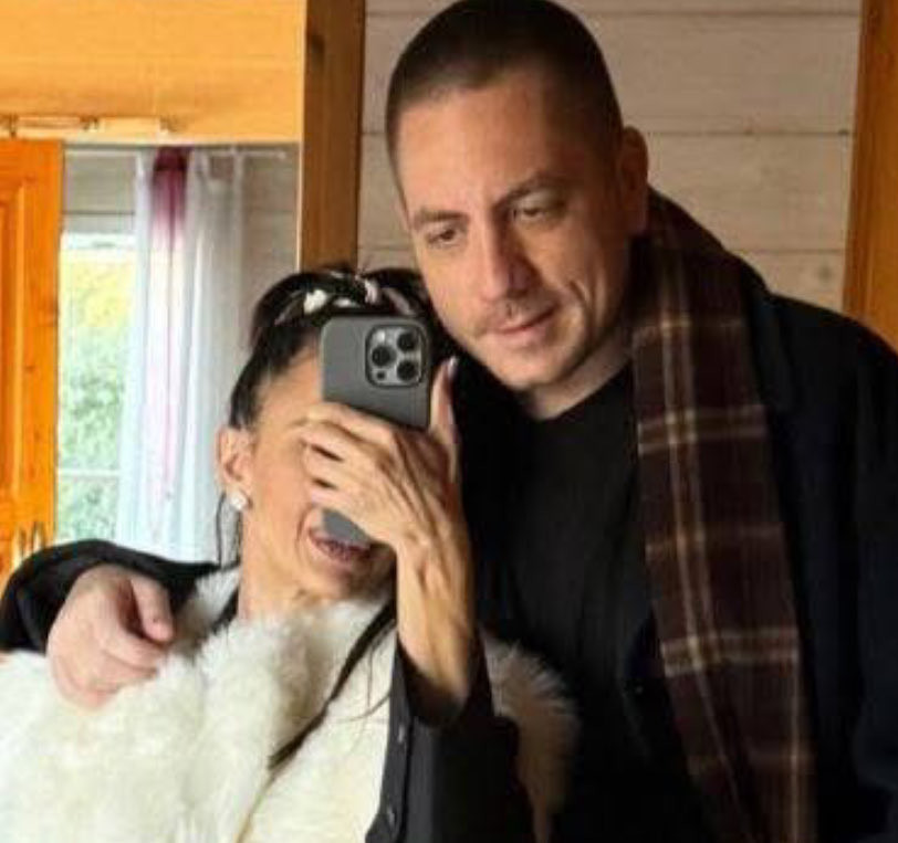 Мара с филтър, Мара без филтър: Издайническа СНИМКА показва видимата разлика между Отварачката и младия й мъж! (ФОТО БОМБА)