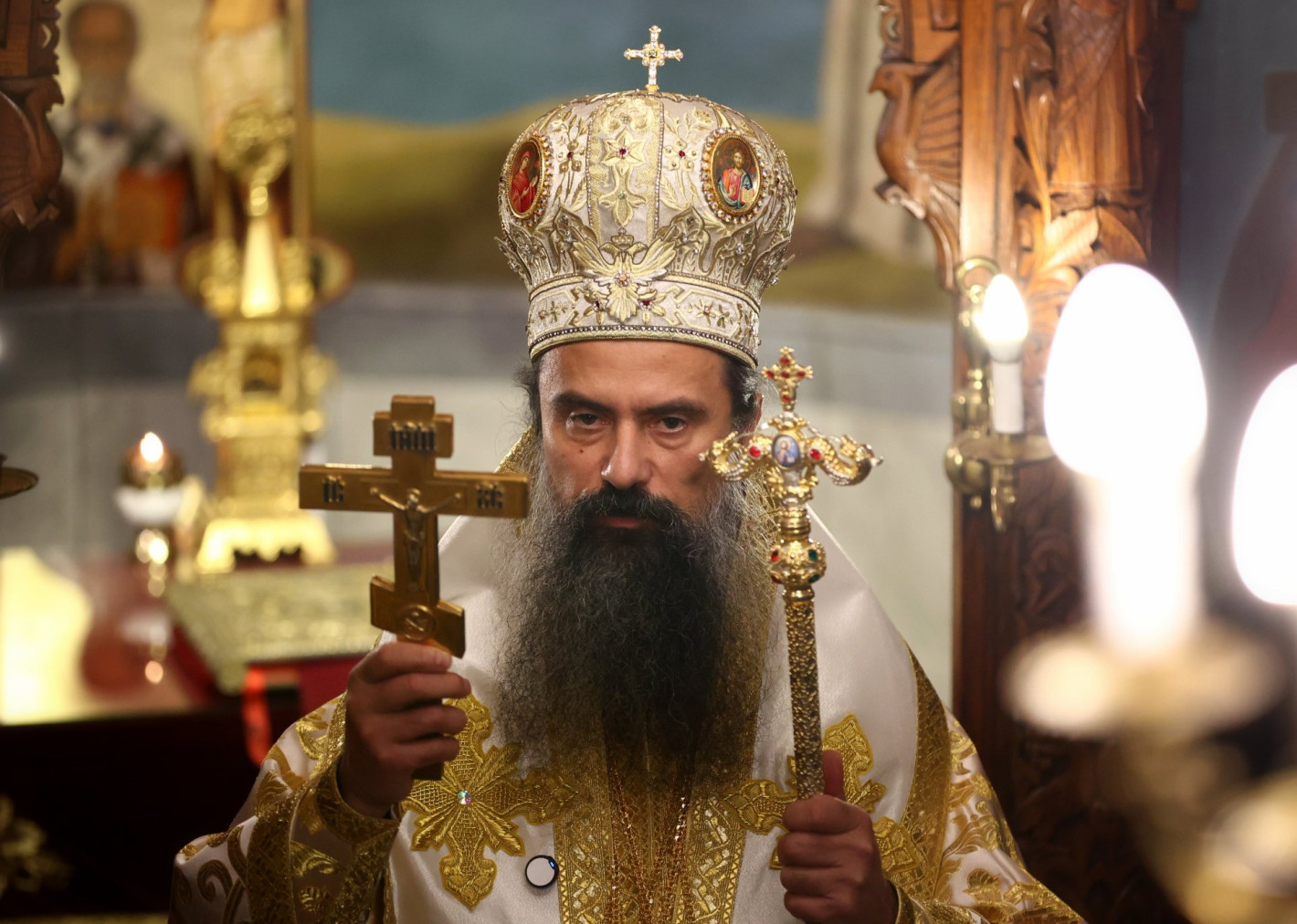 Никулден с традиции и празничен дух в страната (снимки)