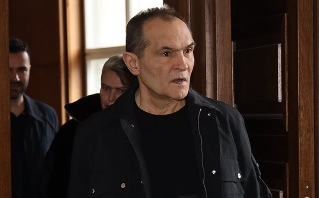 Разследват Васил Божков в Италия за 300 техни артефакта в колекцията му