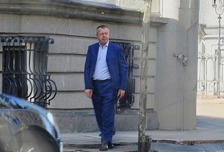 Румен Вълка се пенсионира, ще си харчи милионите в Швейцария?