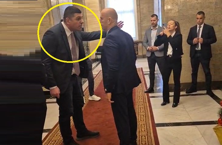 Смях в НС: Ивайло Мирчев изпадна в нервна криза (ВИДЕО)