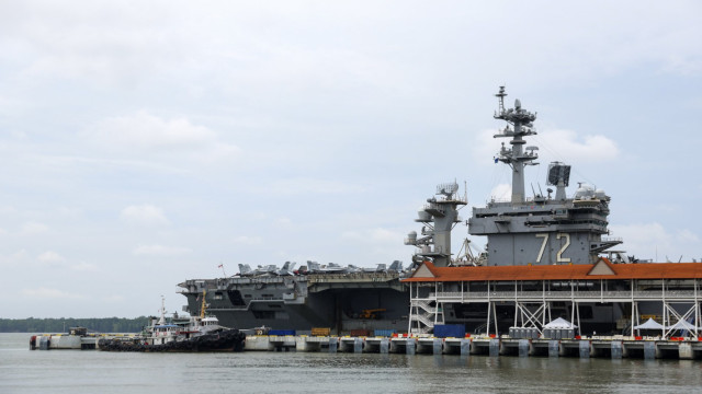 Американската армада пристигна в Близкия изток