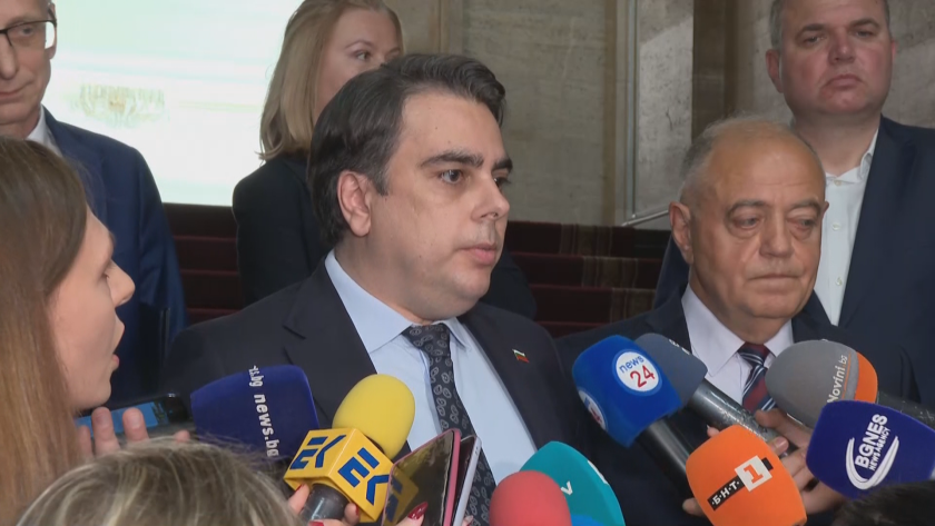 И Кирил Петков отпада от листата на „Промяната“