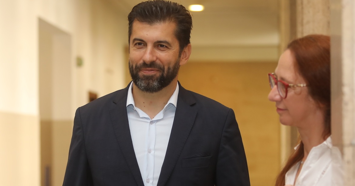 Съдът прати Кирил Петков на мозъчен скенер – търсят дрога