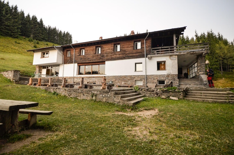 Ще стане ли известната хижа „Амбарица” фабрика за наркотици?