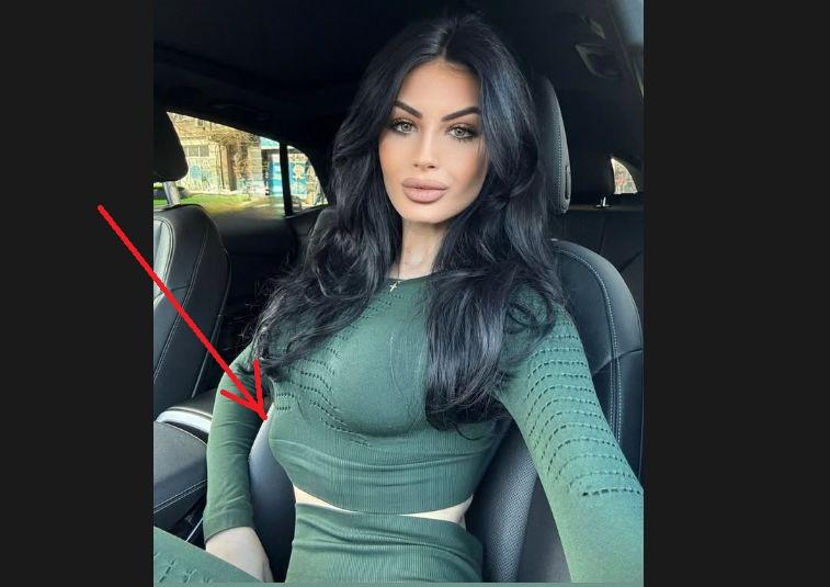 OMG! Какво е това, което стърчи от тялото на Мис България!? (СНИМКА)