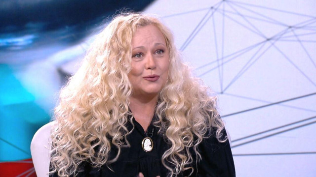 Наталия Симеонова дере € 950 за любовни послания в нов проект