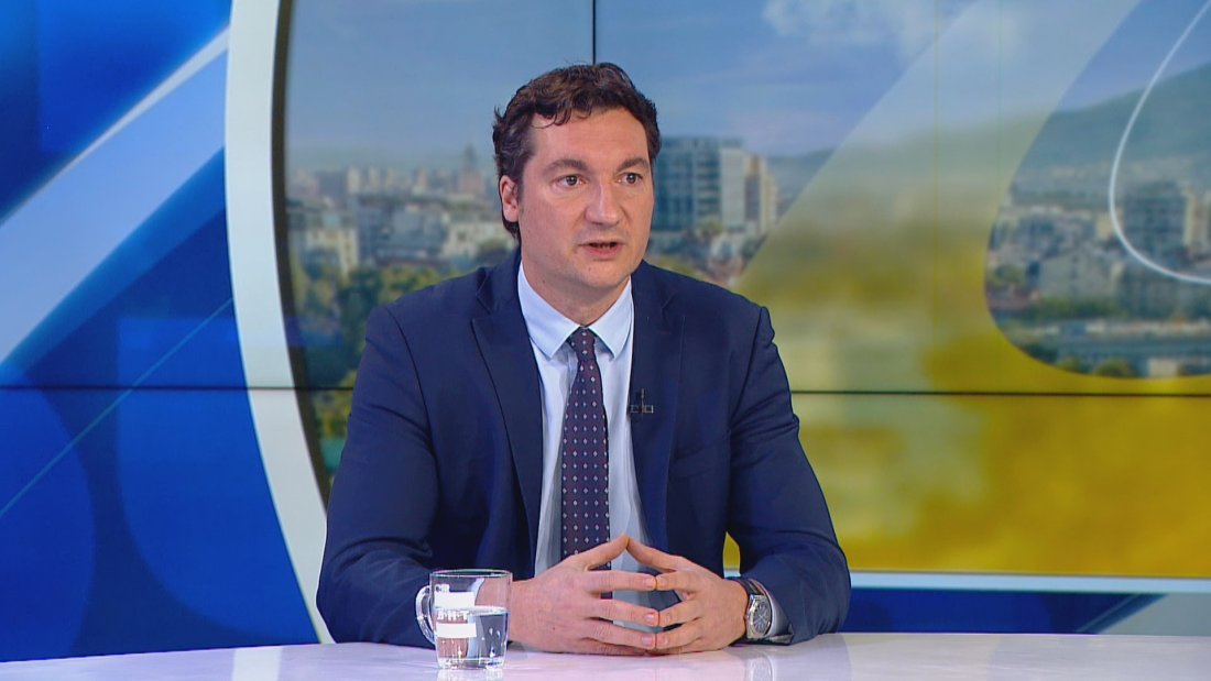 ПИТАМЕ: Кога е лицемер Крум Зарков – като президентски съветник или тартор на БСП?