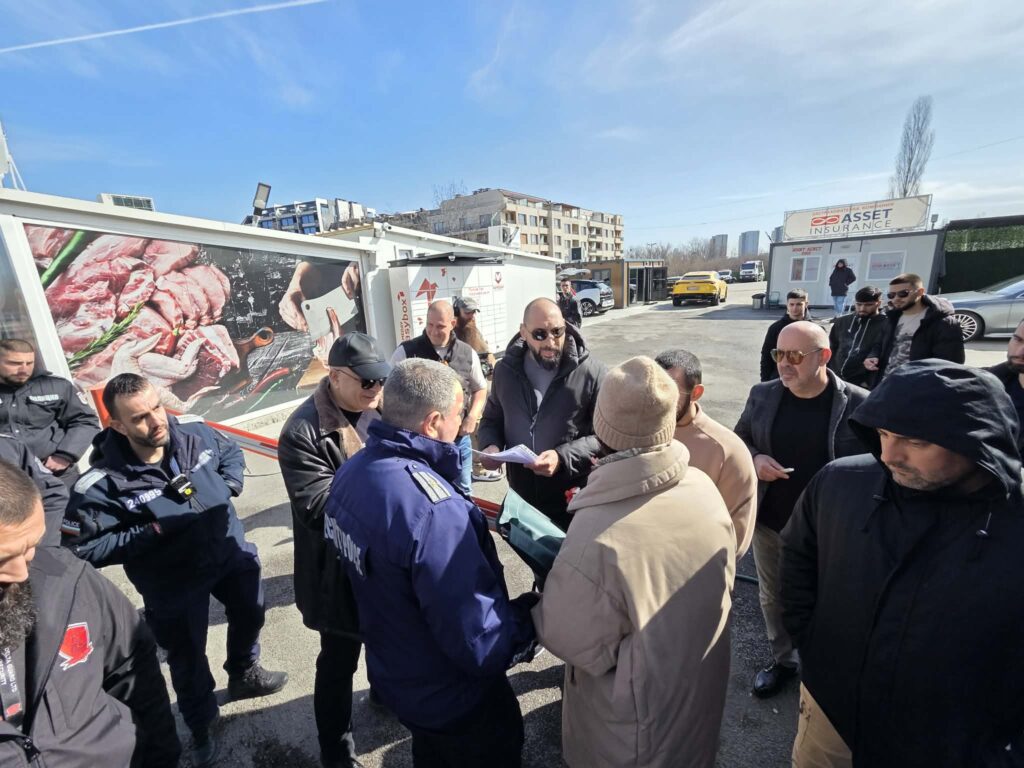 МВР прави ли чадър над криминално проявения Юлиян Картофа? Откриха 5 автомобила, присвоени от бандита, ченгета от СДВР отказаха помощ за връщането им на собственика (I част + СНИМКИ)