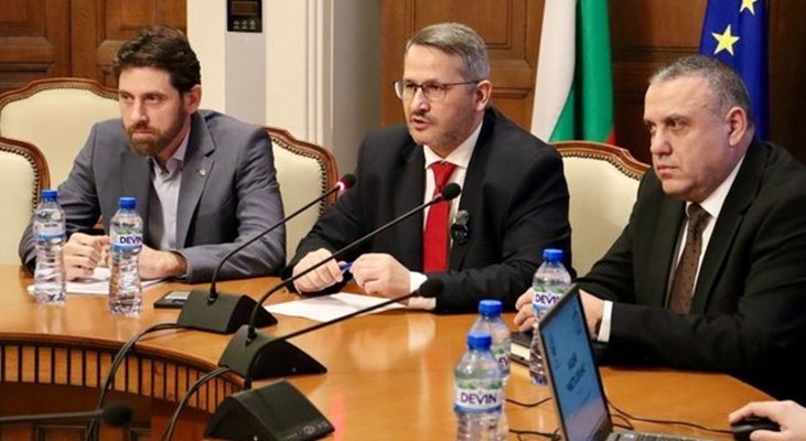 Между 200 и 400 хил. семейства са яли храни без етикет и с изтекъл срок