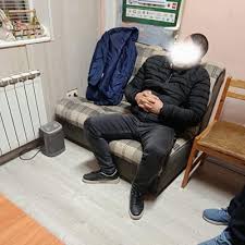 Натиск и изборна агитация: Задържаха шефа на пощите в Кърджали