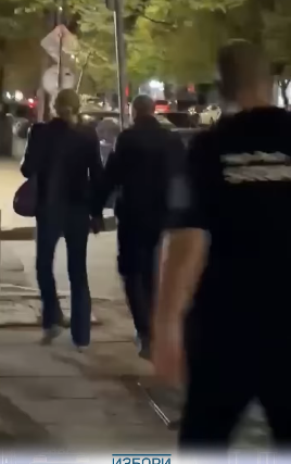 Деси Радева най-накрая кандиса: Бившата първа дама и големият победител в изборите напуснаха партийната централа посред нощ хванати ръка за ръка – Снимка)