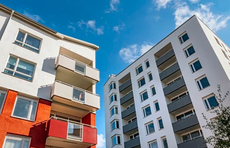 Жилищата скочиха със 157%