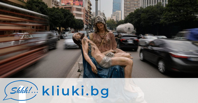 Израелски войник удря с чук статуя на Христос в Южен Ливан, армията обеща наказания (видео)