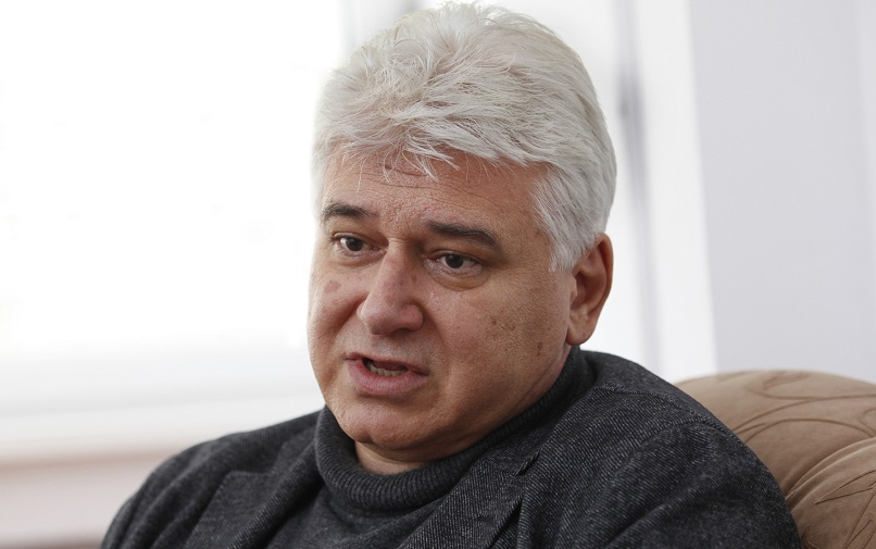 Румен Радев има 2 готови кабинета! ПП-ДБ са рекетьори