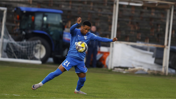 Спартак и Берое откриват дуелите за оставане в Първа лига