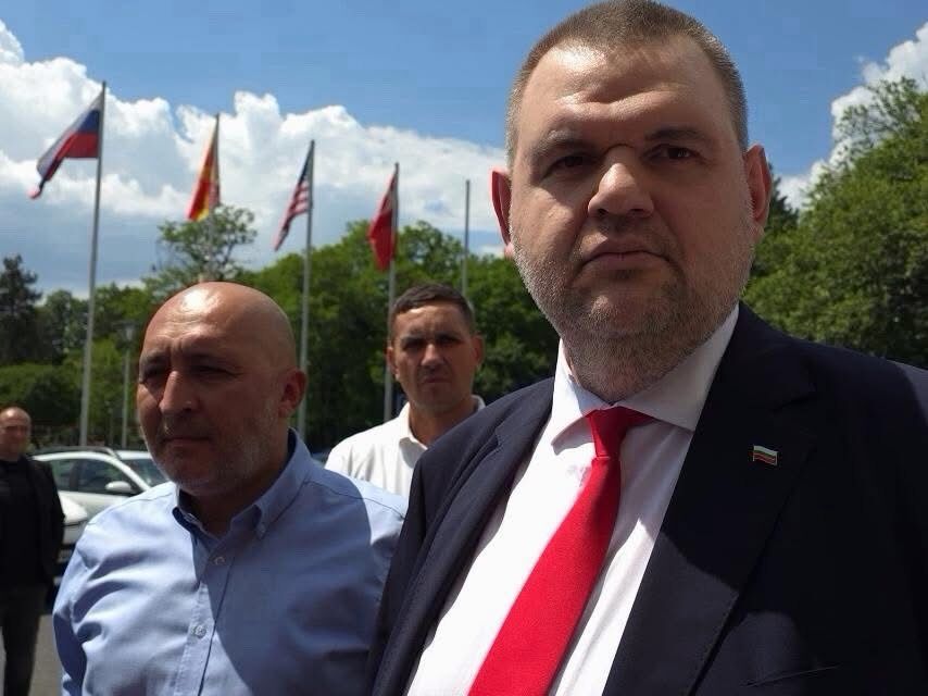 Делян Пеевски скача за президент на ГЕРБ – ДПС в двойка за вице Ерол Мюмюн или Бойко Борисов!