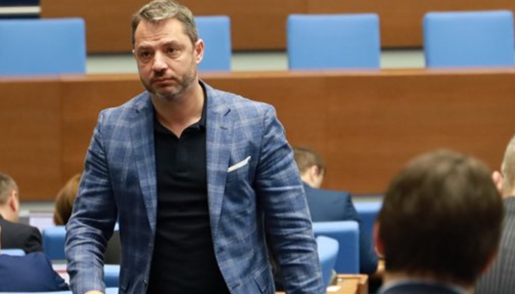 Новина! Парламентът реши за Делян Добрев