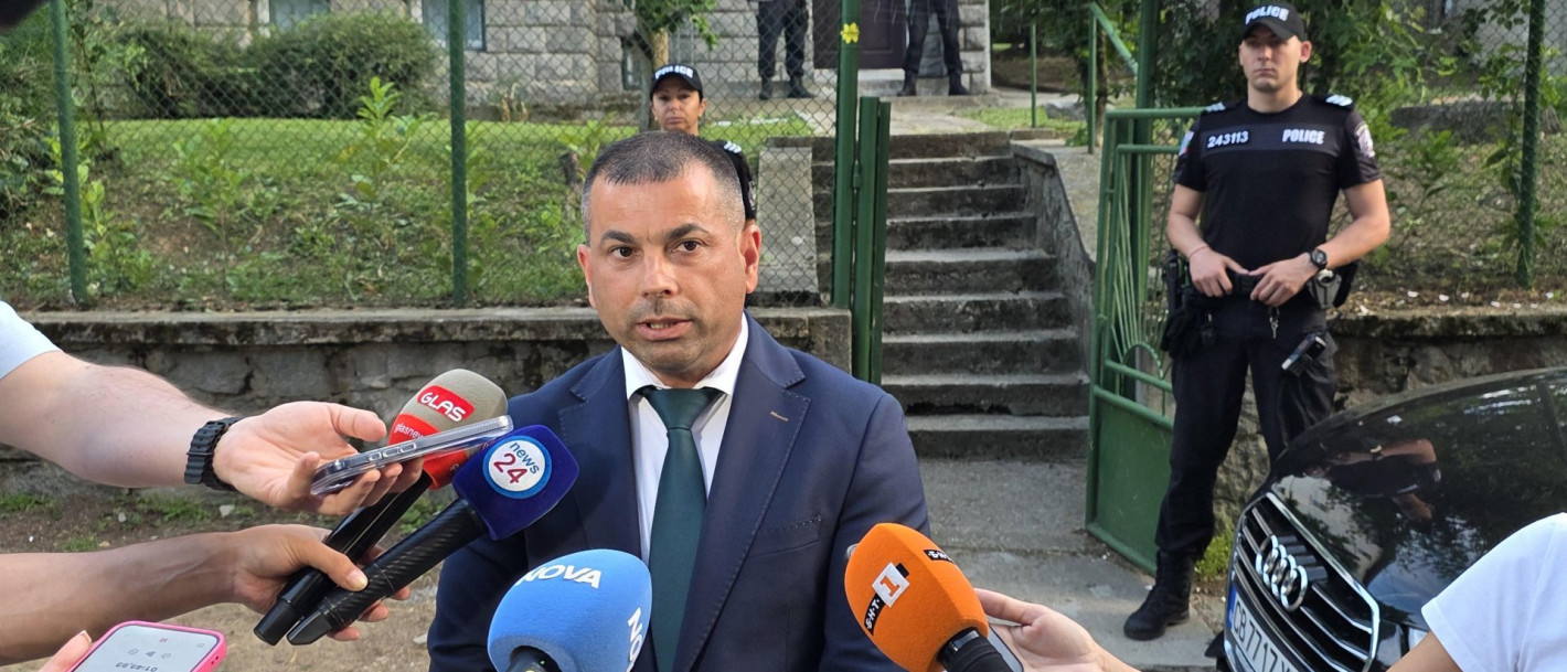 Новият шеф на СДВР започна с удар: Разбиха наркооранжерия в столичния квартал „Бояна“ (снимки)
