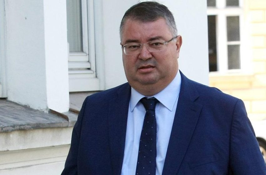 Старите модели в нова опаковка? Новият борд на ПРО ЕАД повдига повече въпроси, отколкото отговори дава