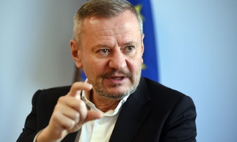 Евтим Милошев на дузпата за пари