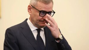 Зрее скандал в културата: Клати ли се столът на Евтим Милошев?