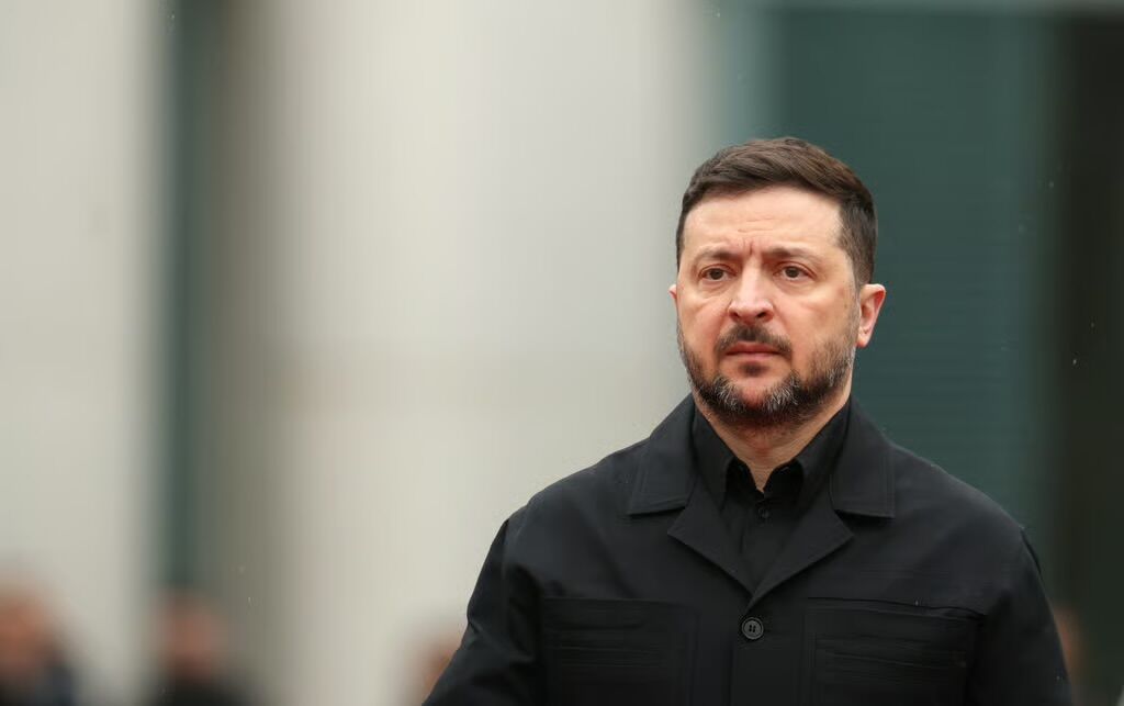 Украинският военен министър: Нуждаем се от милиарди кеш още утре, за да продължим да се бием с Русия!