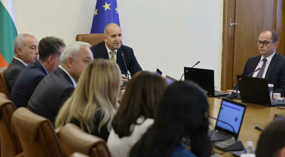 Румен Радев: Работим неуморно, за да наваксаме проспаните години безхаберие и политическа немощ!