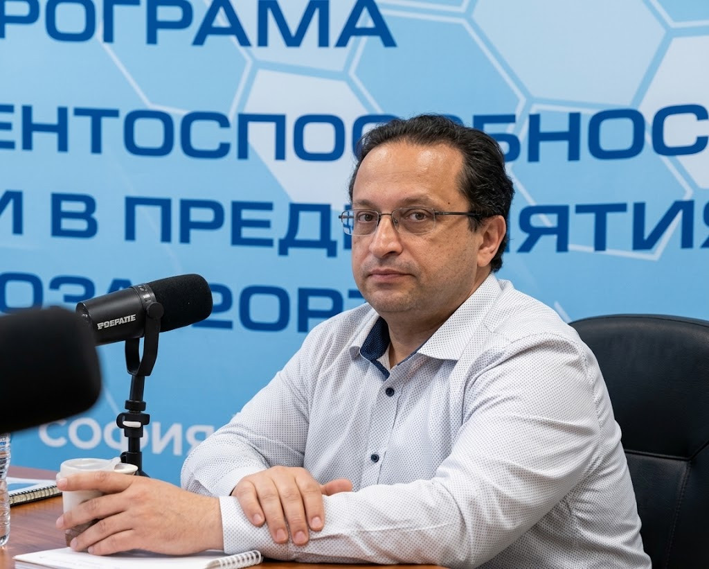 Уволниха висш държавен чиновник – строял палат за милиони в Горна баня