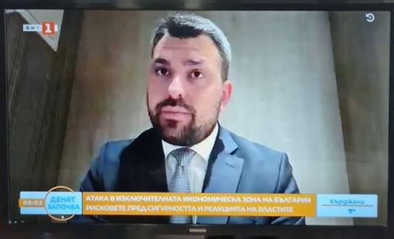 Георг Георгиев се включи по БНТ от тоалетната